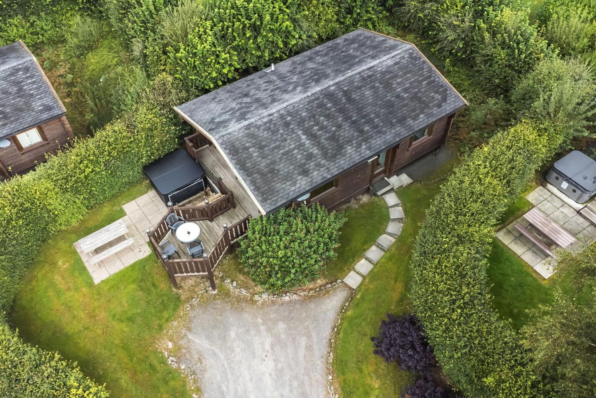 Barn Owl Lodge เรย์อาเดอร์ ภายนอก รูปภาพ